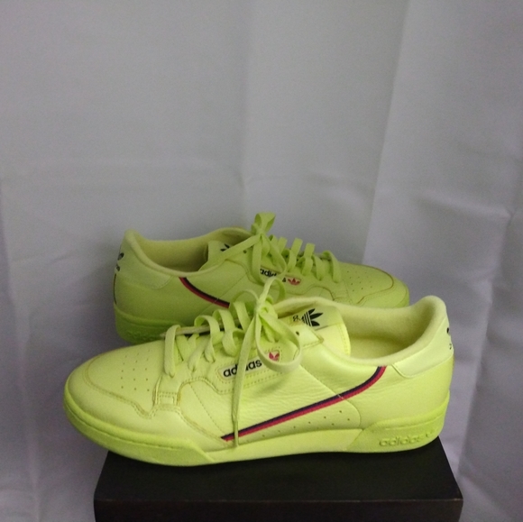 Contential 80 adidas - Picture 2 of 4